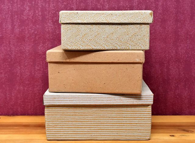 krabice na stěhování